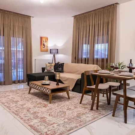 アパート Filoxenia Luxury *