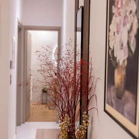 Filoxenia Luxury アパート *